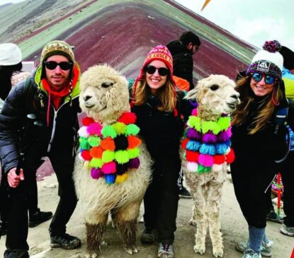 DELIGHT-TRAVEL-PERU-TOUR-OPERATOR-RAINBOW-MOUNTAIN-VINICUNCA